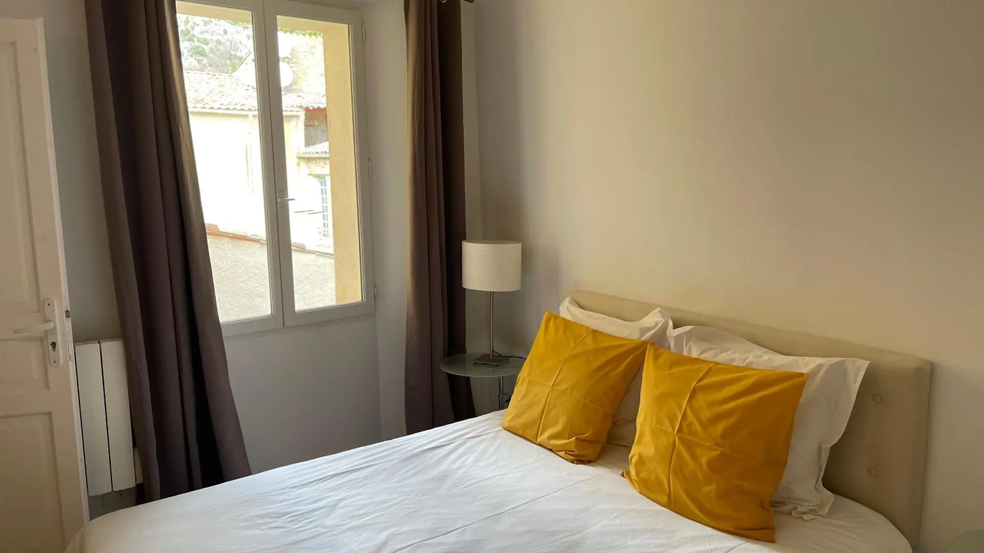 La Maison Du Courtil, Amande-Olive Moustiers-Sainte-Marie Apartment