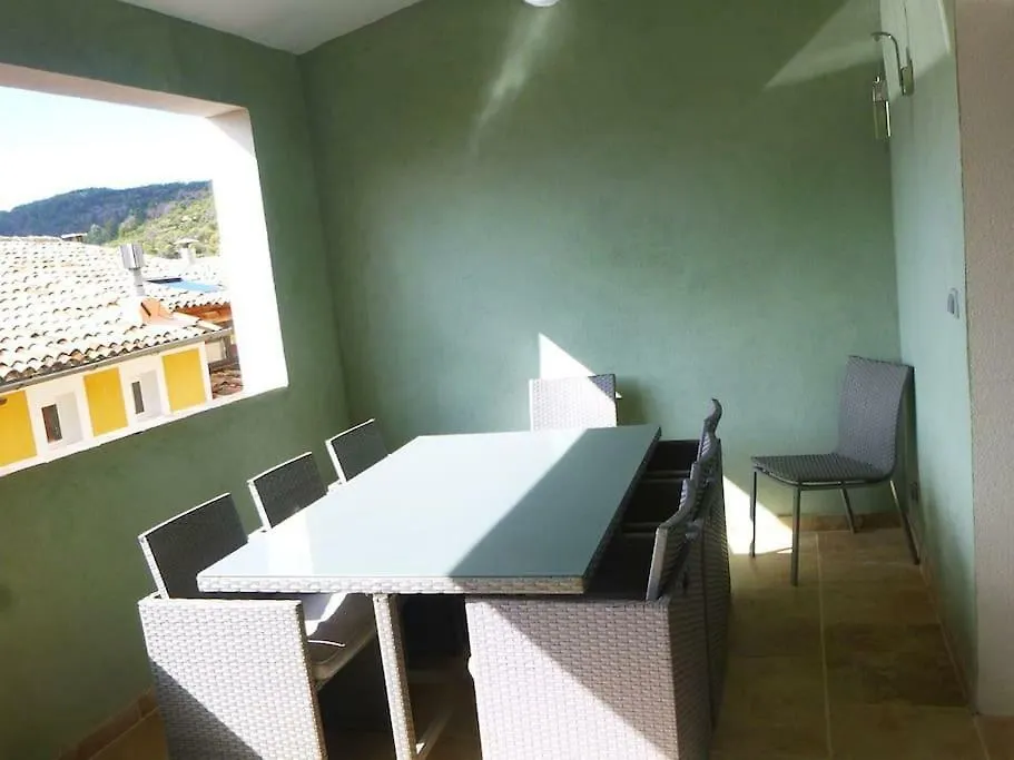 La Maison Du Courtil, Amande-Olive Moustiers-Sainte-Marie 0*,